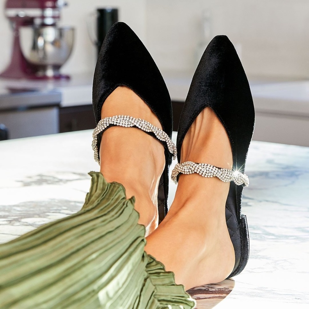 NWT Birdies The Swan Black Crystal Bracelet Flats